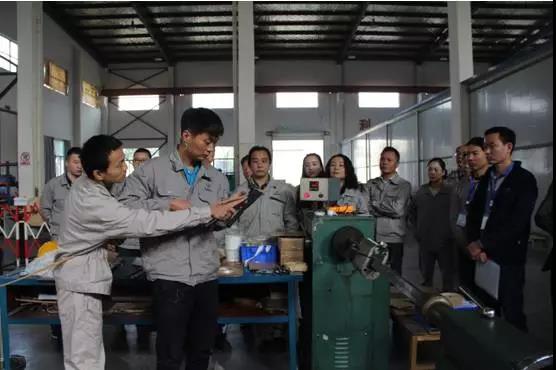 紫電公司舉辦2017年變壓器工藝技術(shù)培訓交流會